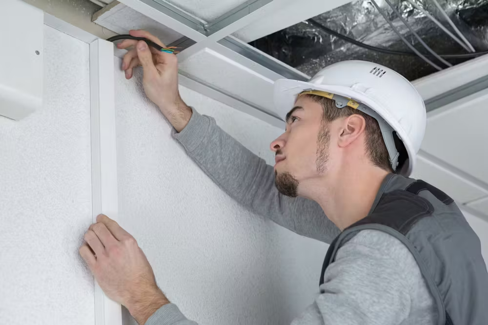 روش نصب کادر و پایه و پریز ترانکینگ لگراند