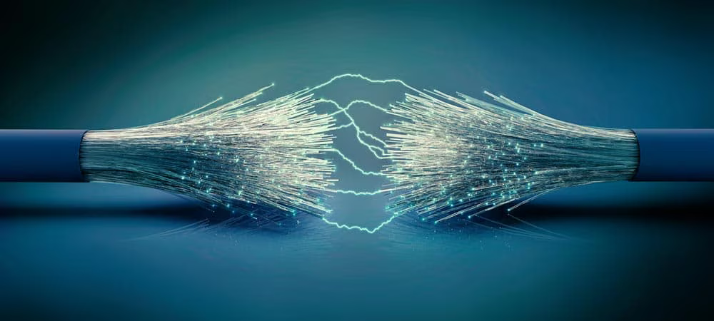 فیبر نوری، شاه کلید ارتباطات پرسرعت در دنیای دیجیتال