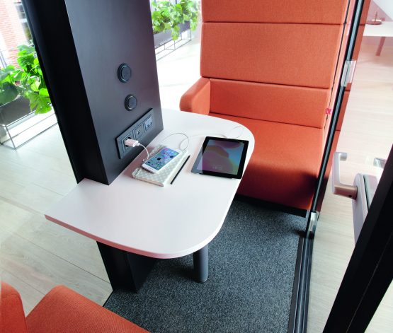 ماژول های اداری روکار و توکار لگراند